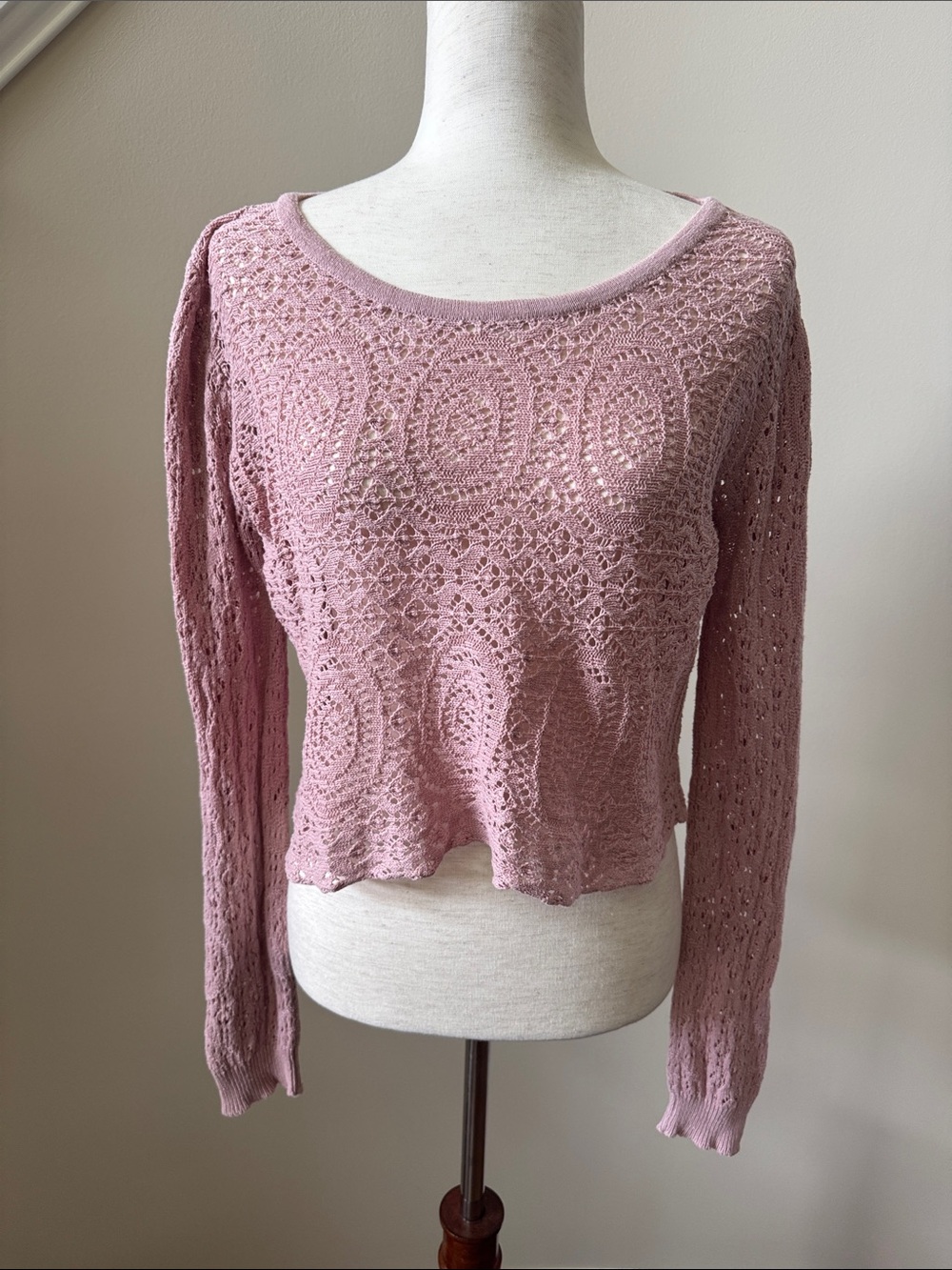 American Rag Rose Pink Crochet Long-Sleeve Crop Sweater